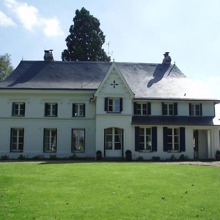 Bed and Breakfast Manoir De L'As De Trefle Isneauville Номер фото